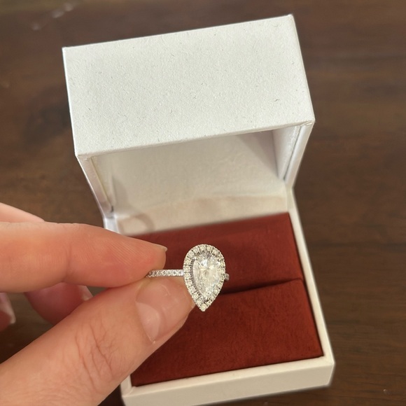 2 Carat Pear Lab Grown Diamond Engagement Ring - Picture 2 of 15